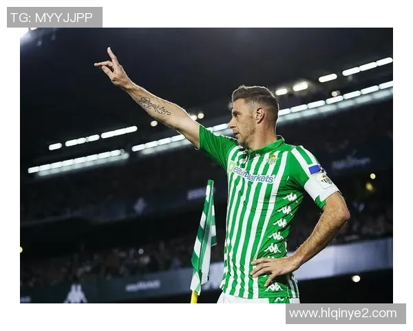 足球场上的幽默大师那些搞笑的足球明星背后的趣事与笑声