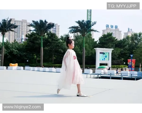 女明星篮球转场素材大揭秘展现运动魅力与时尚风采的完美结合 女明星篮球转场素材大揭秘展现运动魅力与时尚风采的完美结合
